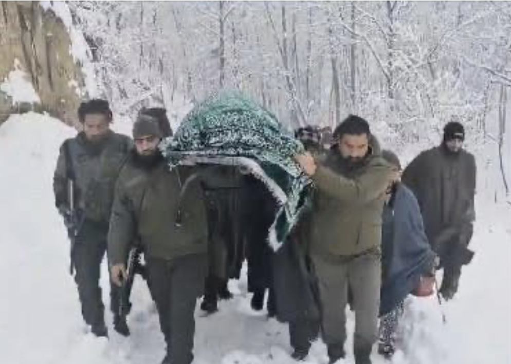 Pulwama police rescue two women in need of medical emergency